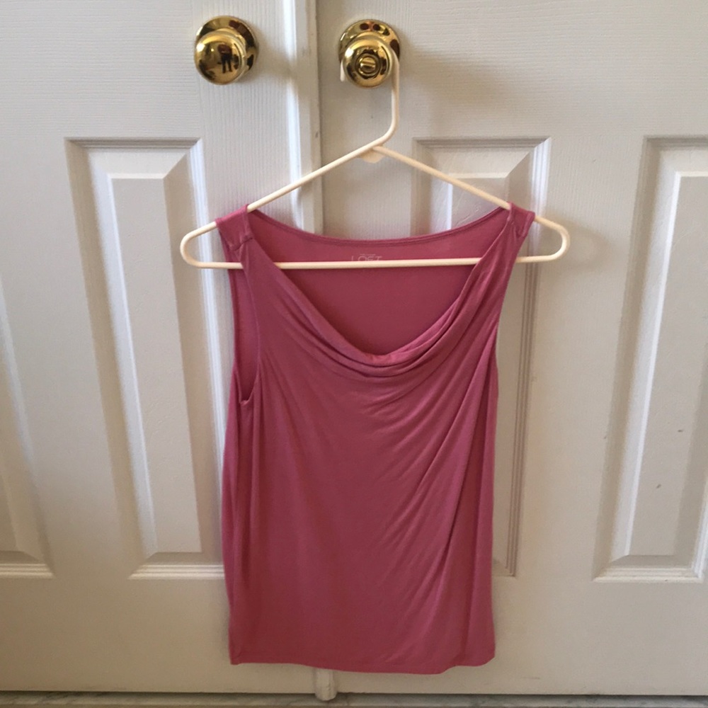 Light pink sleeveless shirt
